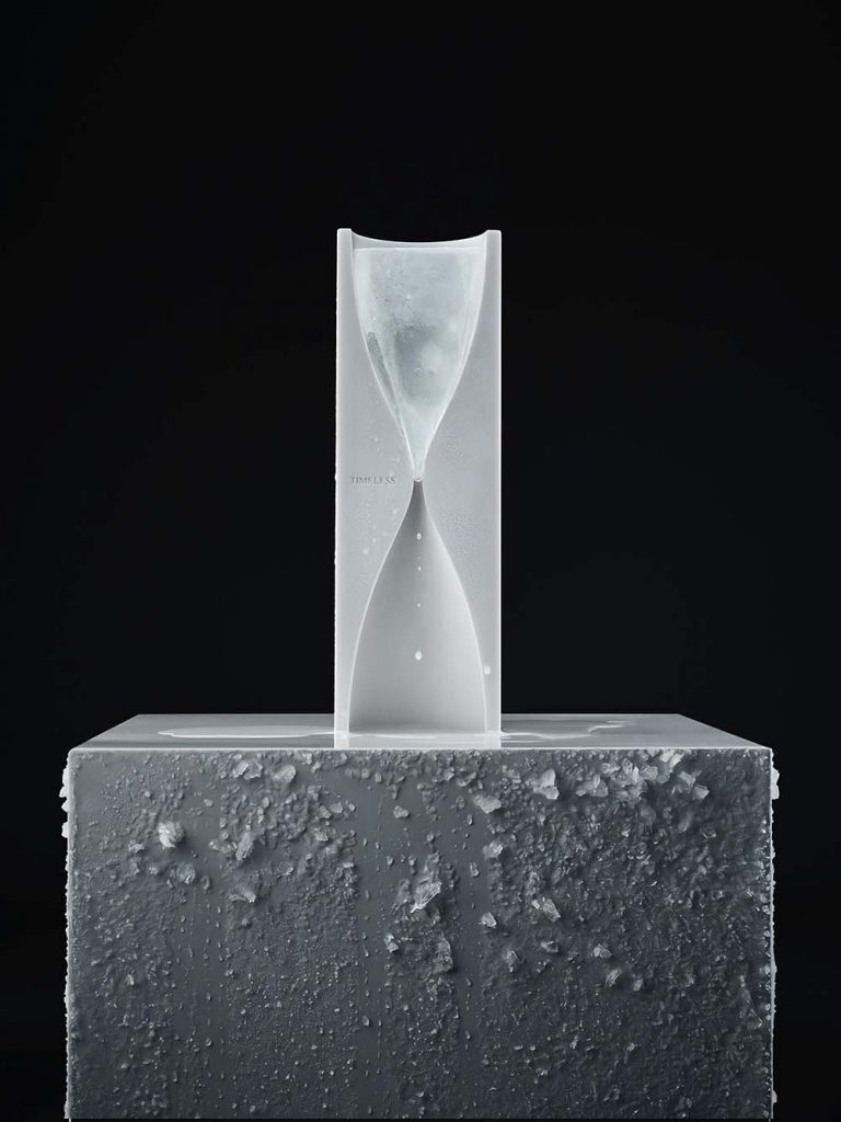 Fotografía de producto del galardón TIMELESS para los Premios ROOM 2026, diseño de Summumstudio